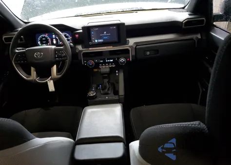 2025 Toyota 4Runner Limited из США, поврежденный, VIN JTEVB5BR7S5003231